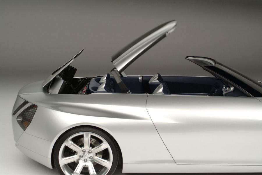  Lexus LF-C Concept 2004 года  (фото 55 из 112)